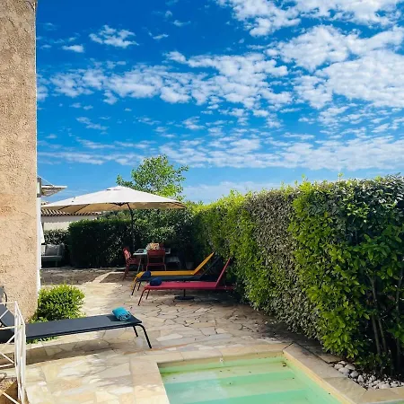 Serena, Piscine, Vue Et 别墅 *